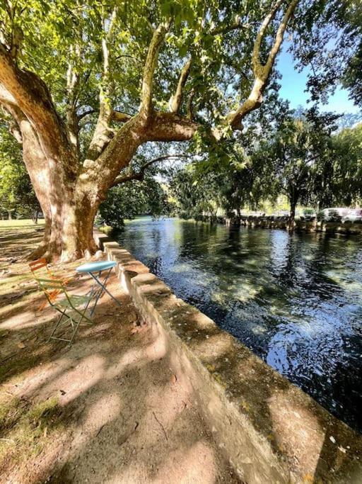 Riverside Flat Between Isle Sur La Sorgue & Gordes Apartment *